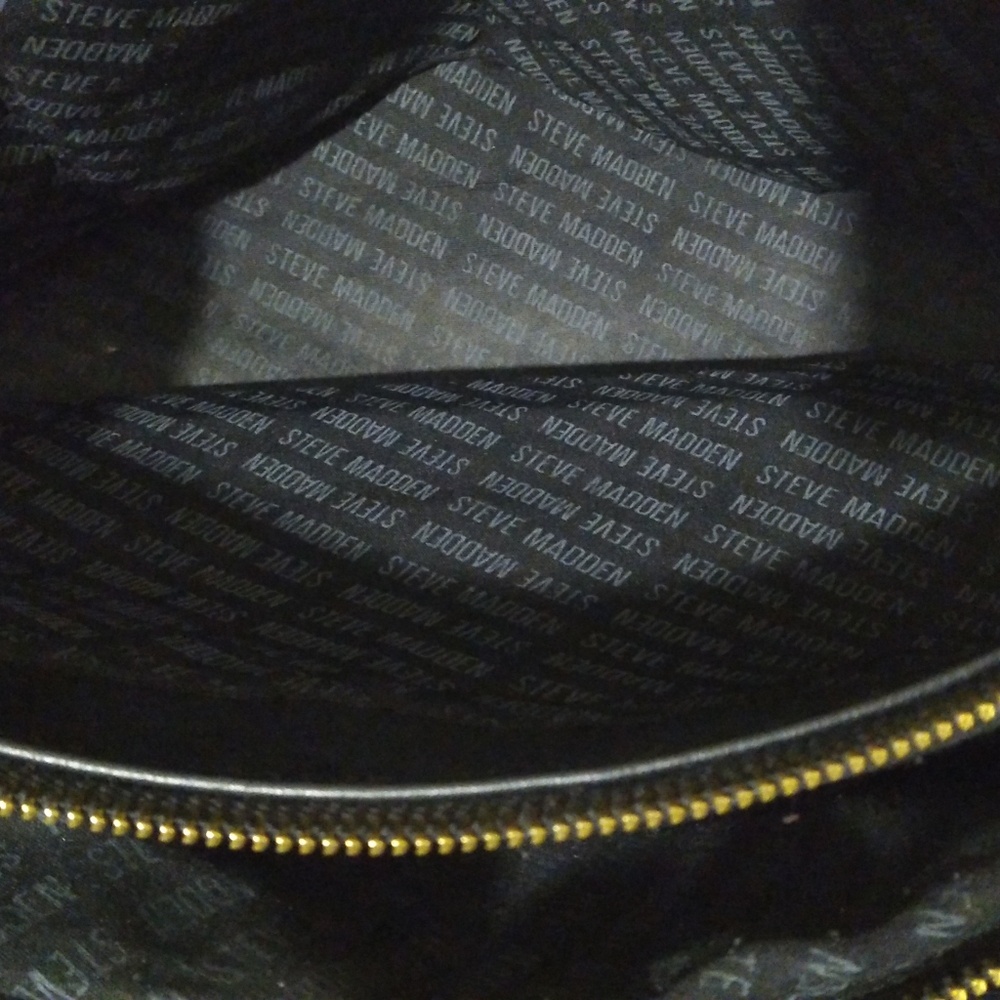 Purse - Picture 7 of 9